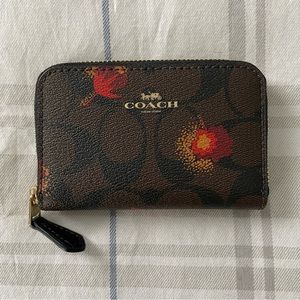 COACH zippered card case